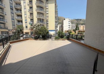 Edificio all\'aperto - Two-room apartment Via Aldo Moro
 
86/D, Monreale - photo 23