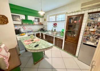 Cucina - Four-room apartment Via Pietro Sbacchi
 
264, Cinisi - photo 12