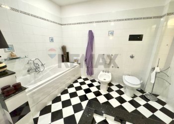 Bagno - Four-room apartment Via Pietro Sbacchi
 
264, Cinisi - photo 14