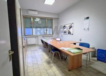 Ufficio - Commercial Activity via fratelli canvelli
 
23, Noceto - photo 4