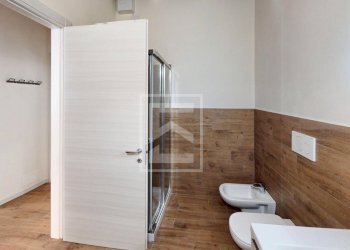 Foto 19 - Three-room apartment via Calsone
 
51, Salò - photo 19