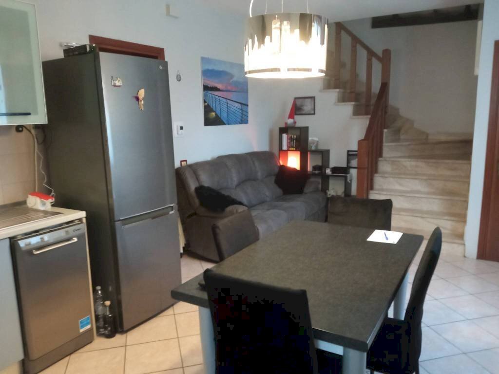 Cucina - Villa a Schiera via Giacomo Matteotti, San Possidonio - foto 2