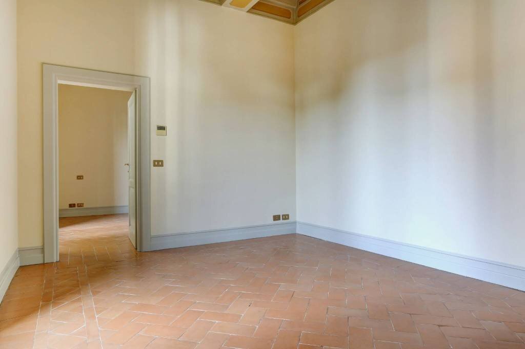 Salone - Bilocale via dei Coronari, 100, Roma (zona Centro Storico) - foto 3