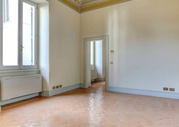 Salone - Bilocale via dei Coronari, 100, Roma (zona Centro Storico) - foto 2