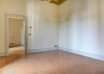 Salone - Bilocale via dei Coronari, 100, Roma (zona Centro Storico) - foto 3