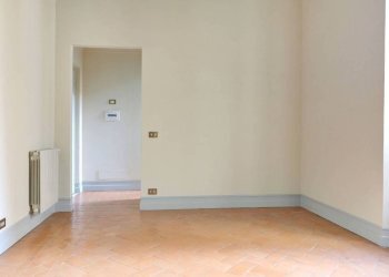 Salone - Bilocale via dei Coronari, 100, Roma (zona Centro Storico) - foto 6