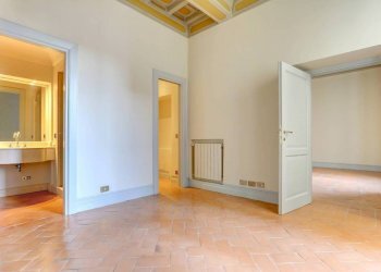 Camera da letto - Bilocale via dei Coronari, 100, Roma (zona Centro Storico) - foto 7