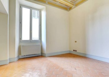 Camera da letto - Bilocale via dei Coronari, 100, Roma (zona Centro Storico) - foto 8