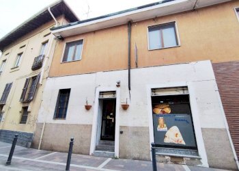 Facciata - Negozio via Roma, 74, Pregnana Milanese - foto 12