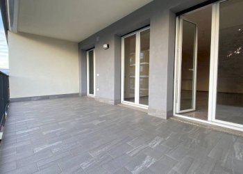 Terrazzo - Trilocale via Enrico dell'Acqua, Busto Arsizio - foto 30