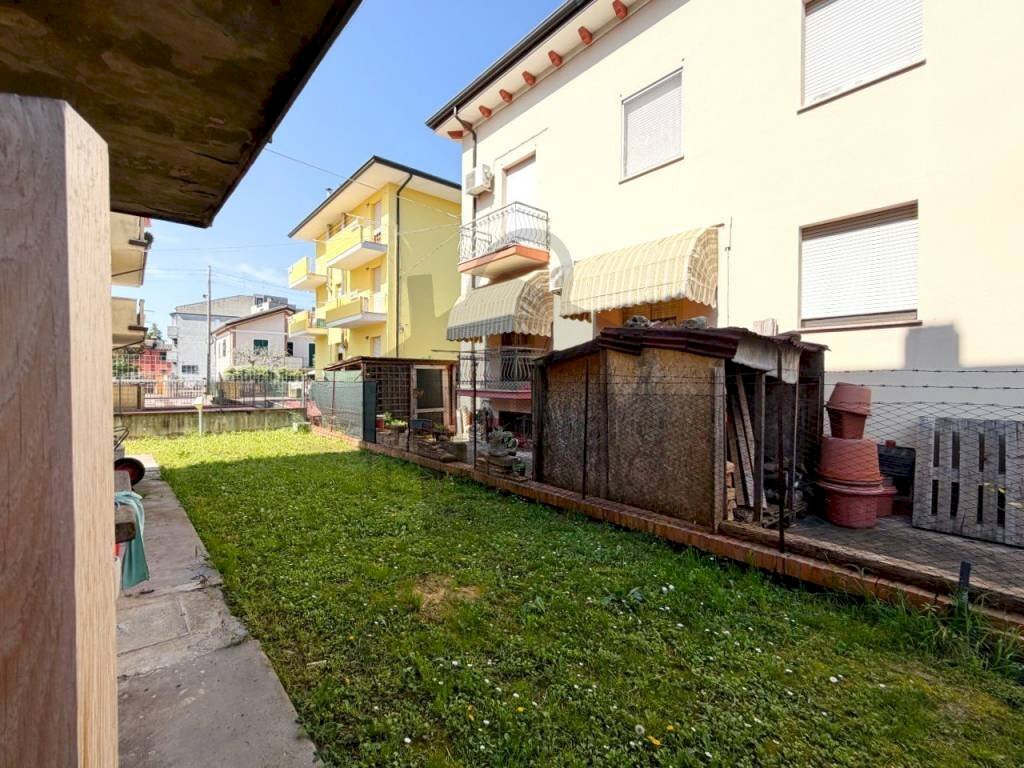 Giardino - Four-room apartment via Mirabello, 3, Rimini - photo 3