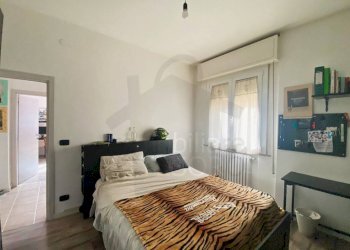 Camera da letto - Quadrilocale via Mirabello, 3, Rimini - foto 12