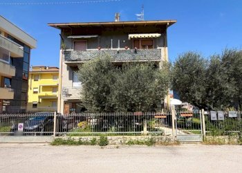 Facciata - Quadrilocale via Mirabello, 3, Rimini - foto 2