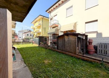Giardino - Quadrilocale via Mirabello, 3, Rimini - foto 3