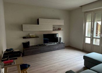 Salone - Three-room apartment piazza Risorgimento, 28, Saluzzo - photo 1