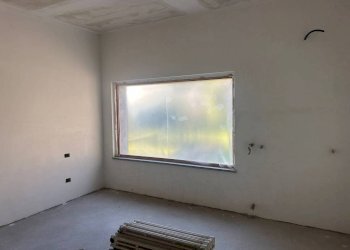 Camera da letto - Villa via Generale Antonio Cantore, Varese - photo 28