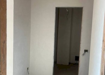 Stanza non arredata - Villa via Generale Antonio Cantore, Varese - photo 34