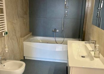 Bagno - Apartment via Generale Antonio Cantore, Varese - photo 24