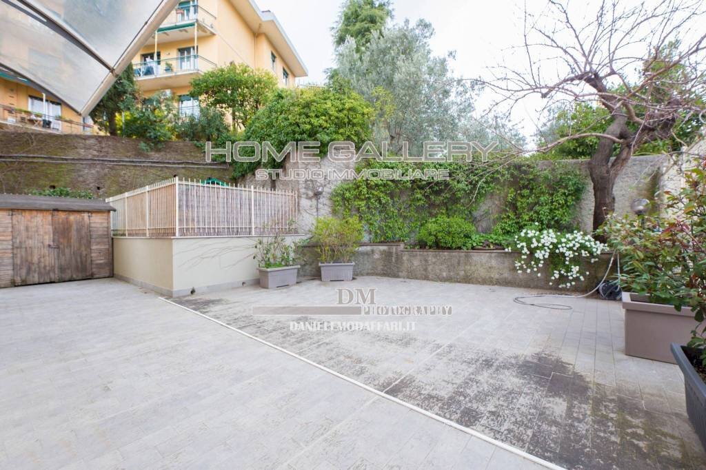 Terrazzo - Quadrilocale viale Bernabò Brea, Genova (zona Quarto) - foto 2