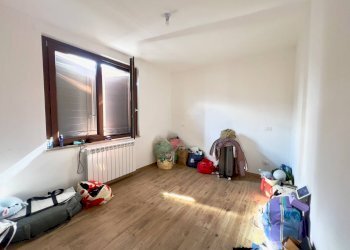 Foto 14 - Stabile - Palazzo Via San Pietro
 
3, Roè Volciano - foto 14