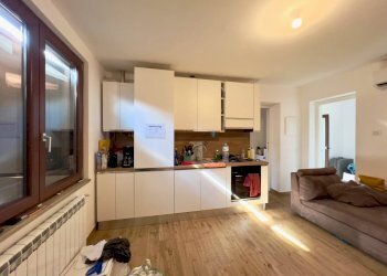 Foto 20 - Stabile - Palazzo Via San Pietro
 
3, Roè Volciano - foto 20