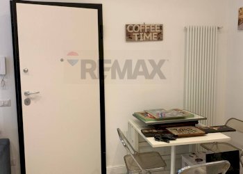 Sala da pranzo - Bilocale Via C.V.E. Parco Comola Ricci
 
10, Napoli - foto 2