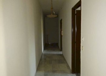 Corridoio - Trilocale via Gioacchino Rossini, Alba - foto 5