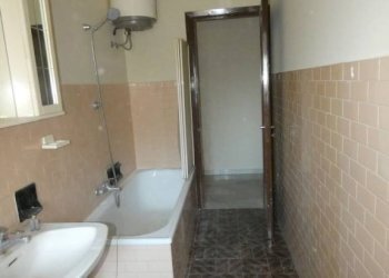 Bagno - Trilocale via Gioacchino Rossini, Alba - foto 17