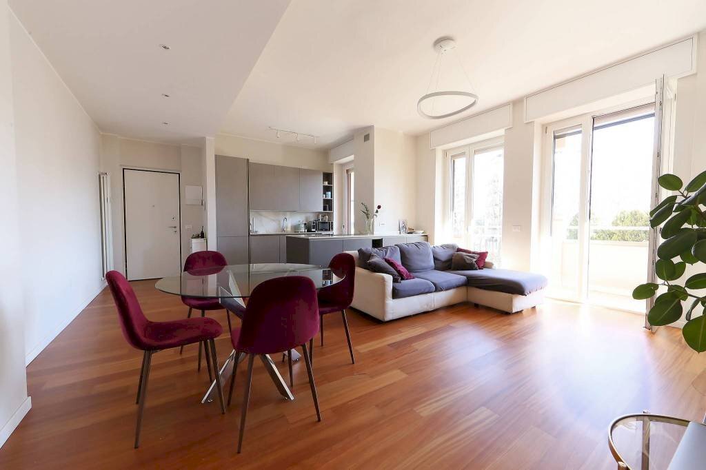 Salone - Bilocale viale Fratelli Casiraghi, 491, Sesto San Giovanni - foto 1