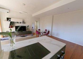 Salone - Bilocale viale Fratelli Casiraghi, 491, Sesto San Giovanni - foto 11