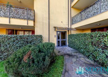 Foto 3 - Box Via I Maggio
 
34, Brugherio - photo 3