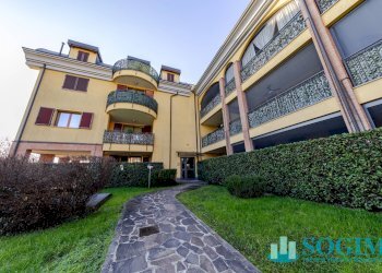 Foto 5 - Box Via I Maggio
 
34, Brugherio - photo 5