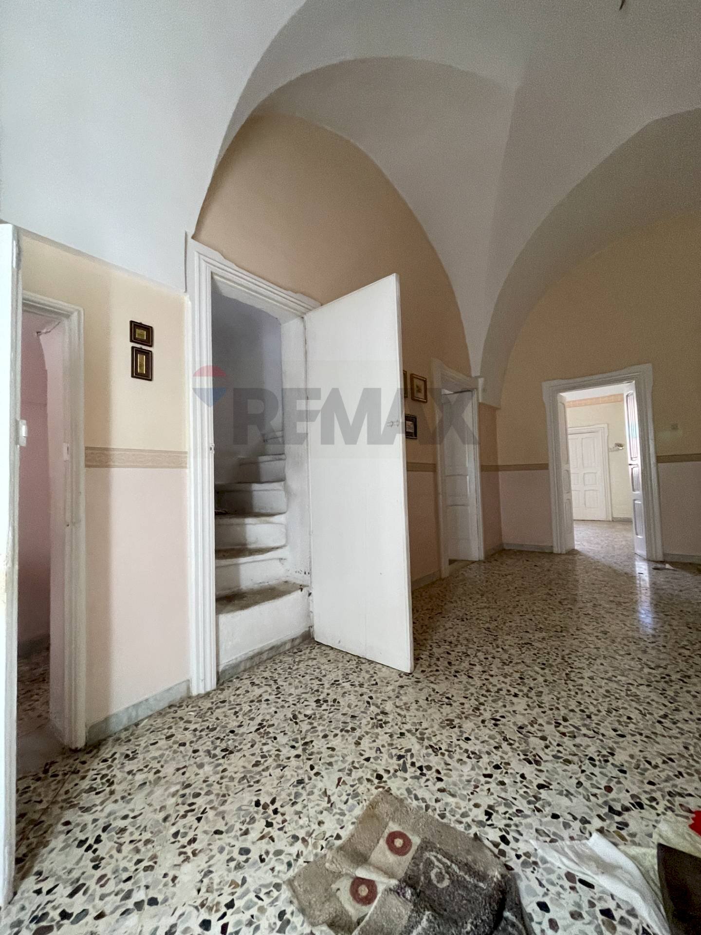 Stanza vuota - Casa indipendente Via Flavio Gioia
 
13, Ostuni - foto 2