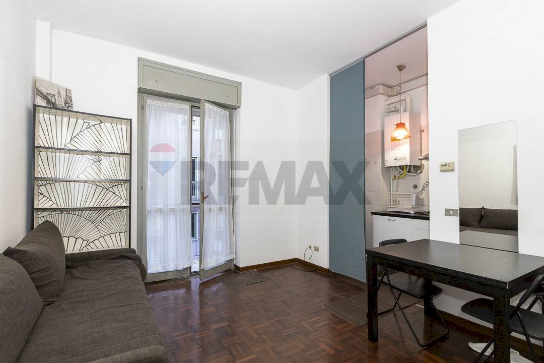 Sala da pranzo - One-room apartment VIALE CORSICA
 
57, Milano - photo 3