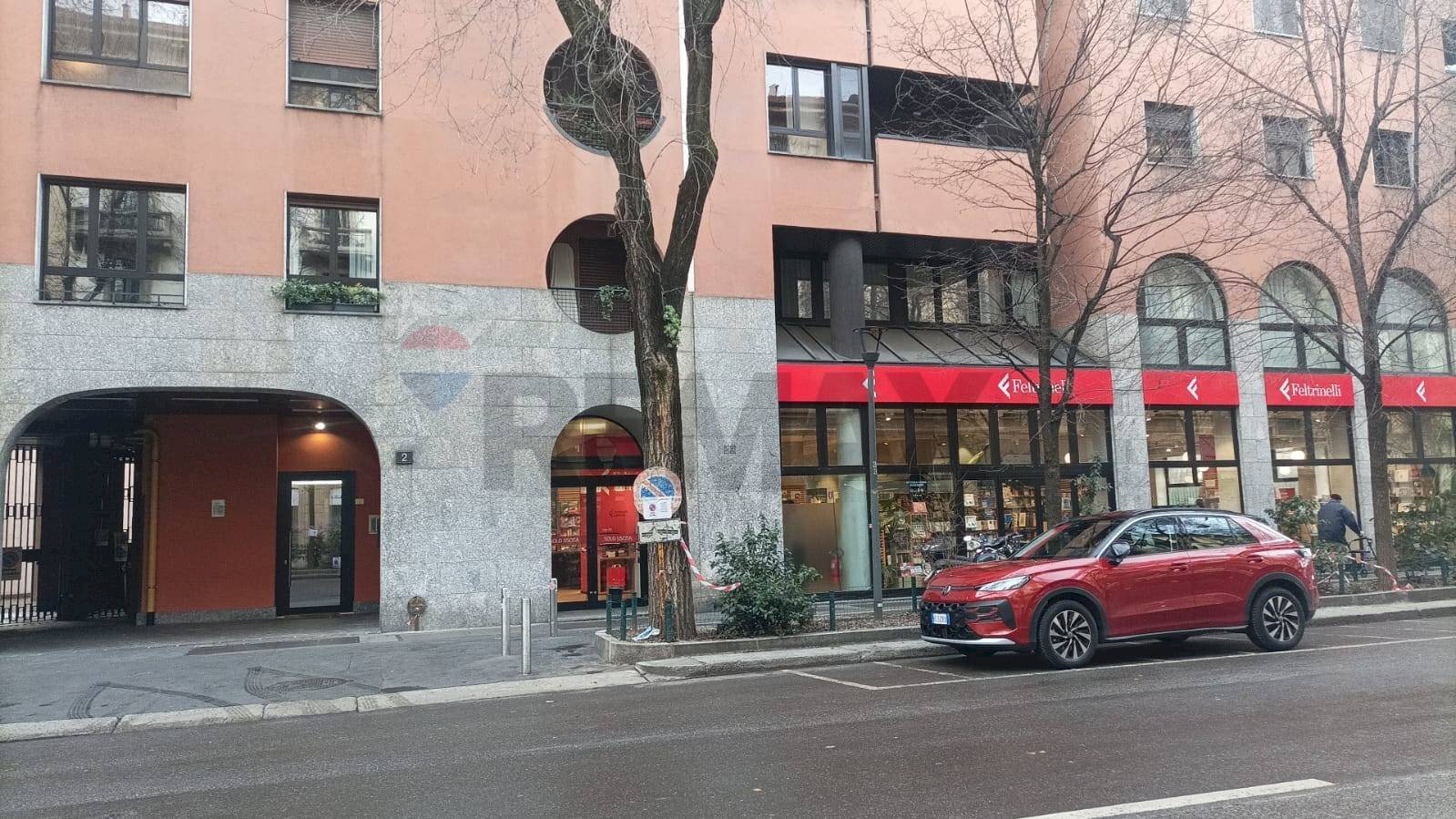 Edificio all\'aperto - Box VIA  CREMA
 
2, Milano - foto 3