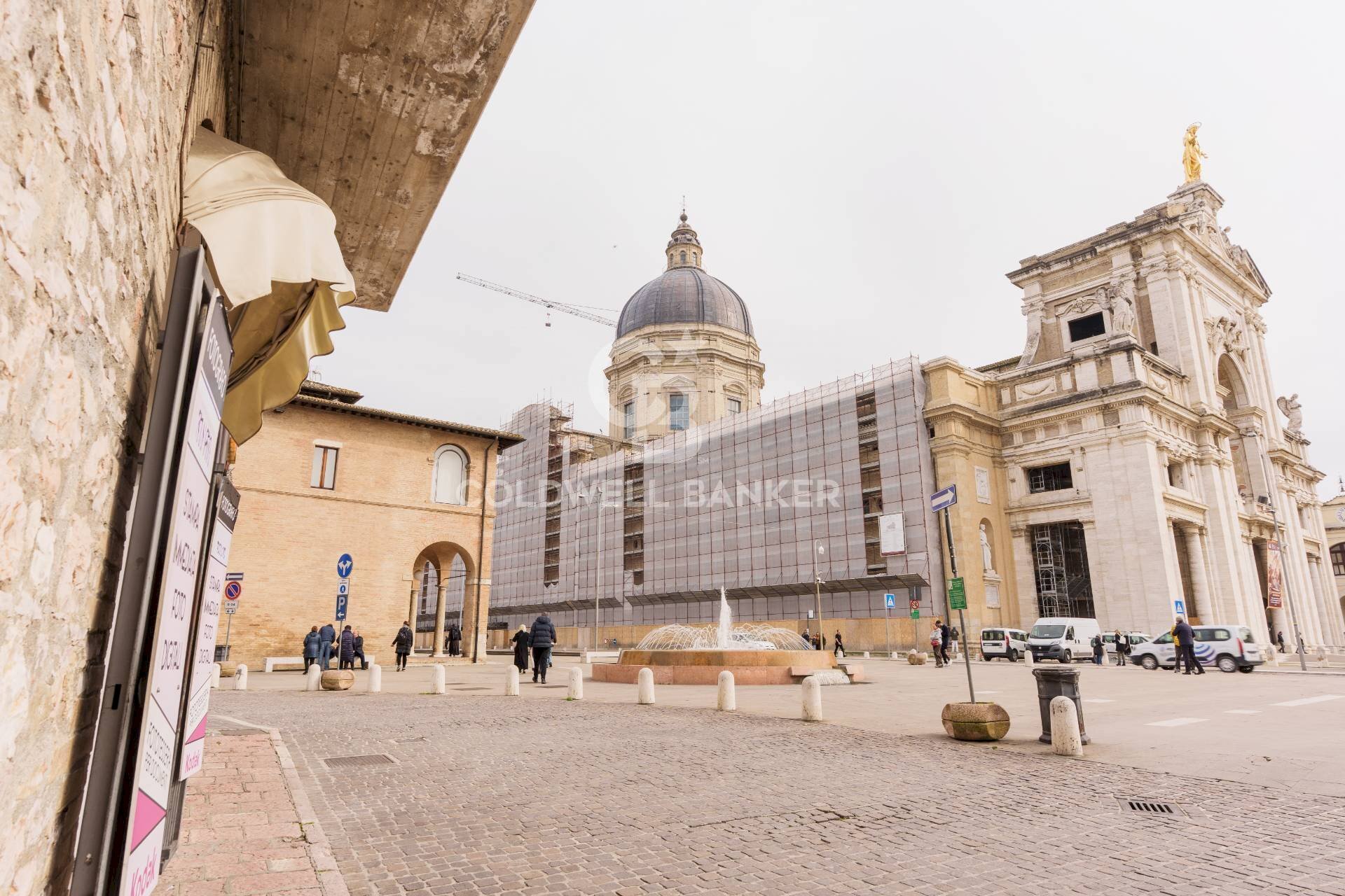 Foto 2 - Negozio Piazza Garibaldi 23, Assisi - foto 2