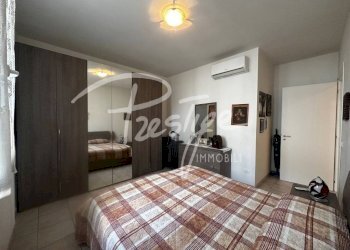 Camera da letto - Bilocale via del Canaletto, 307, La Spezia - foto 11