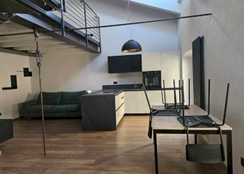 Soggiorno - Trilocale via Sette Assedi, 2, Cuneo (zona Centro) - foto 2