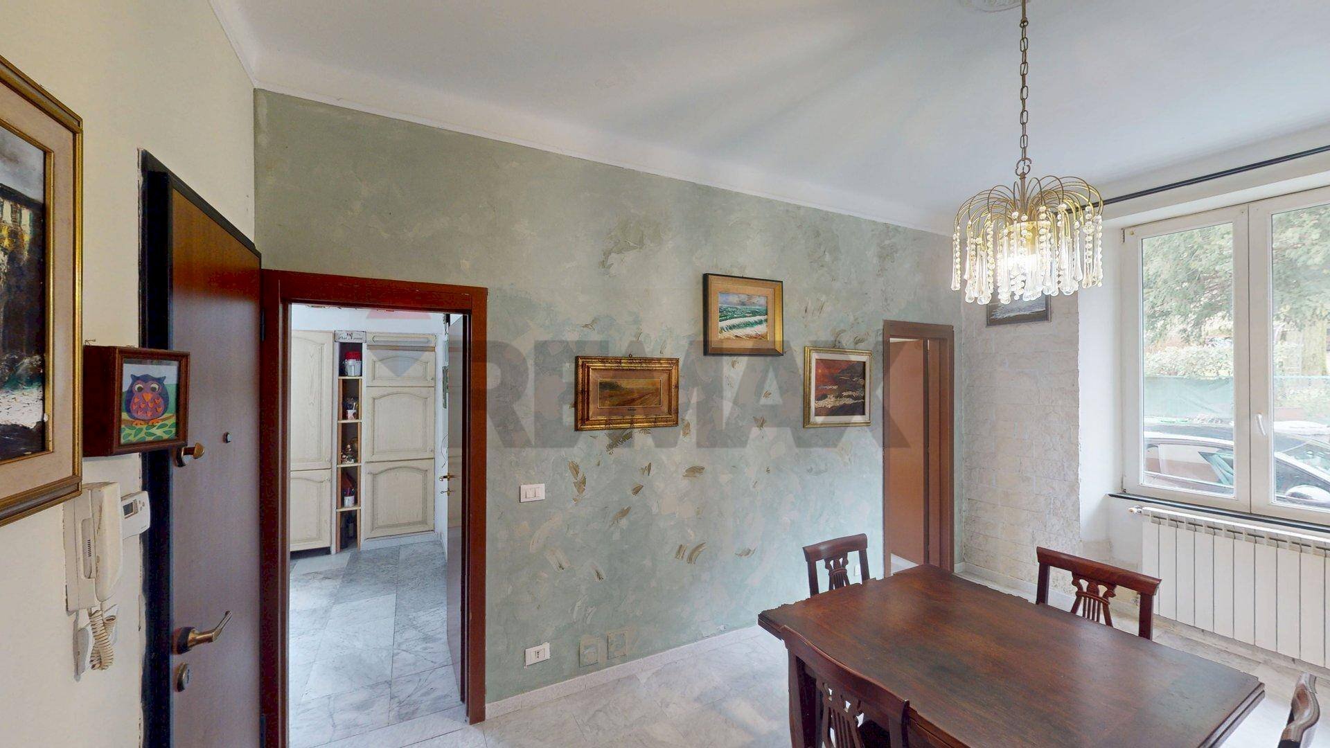 Sala da pranzo - Quadrilocale via forni antichi
2, Savignone - foto 2