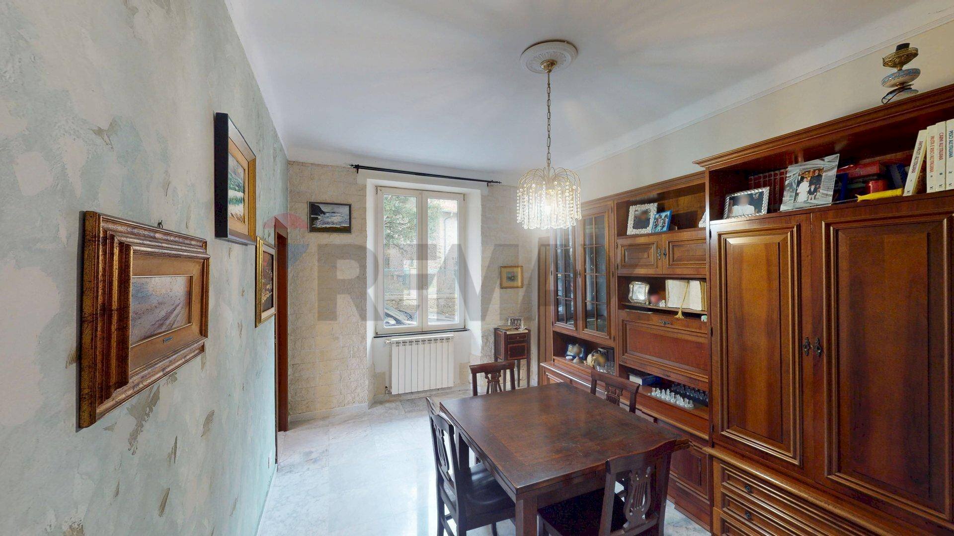 Sala da pranzo - Quadrilocale via forni antichi
2, Savignone - foto 3