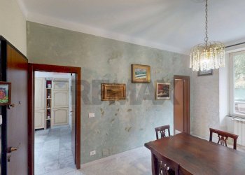 Sala da pranzo - Quadrilocale via forni antichi
 
2, Savignone - foto 2