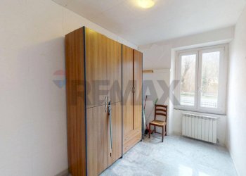 Camera / camera da letto - Quadrilocale via forni antichi
 
2, Savignone - foto 10