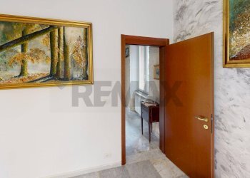 Hall / corridoio - Quadrilocale via forni antichi
 
2, Savignone - foto 41