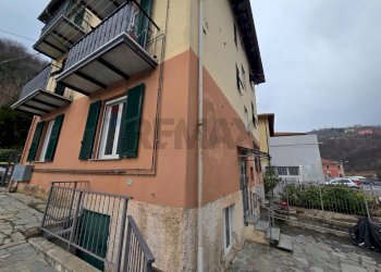 Casa all\'aperto - Quadrilocale via forni antichi
 
2, Savignone - foto 50