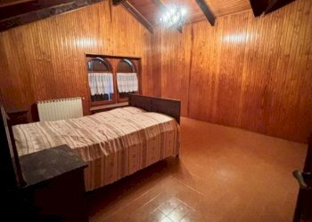 Camera da letto - Villa Case del Gallo, 16, Corio - photo 29