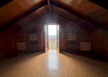 Camera da letto - Villa Case del Gallo, 16, Corio - photo 38