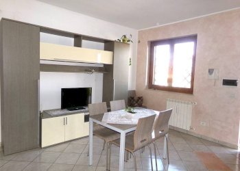 Salone - Trilocale via Marino, 5, Anzio - foto 11