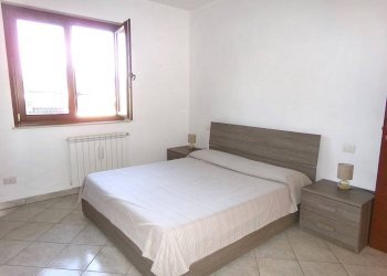 Camera da letto - Three-room apartment via Marino, 5, Anzio - photo 20