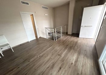 Salone - Villa a Schiera via Giuseppe Frisario, 10, Bari - foto 2