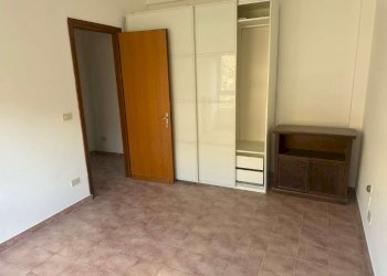 Camera da letto 3. - Bilocale via Beata Vergine del Carmelo, Roma (zona Mostacciano) - foto 15